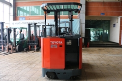 Xe nâng điện cũ Reach truck 2.5 tấn Toyota 6FBR25