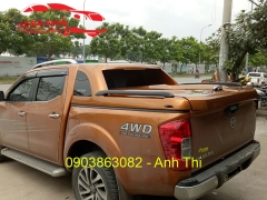 Nắp Thùng Thấp Theo Xe Nissan Navara 2018 | Mẫu kính NP300