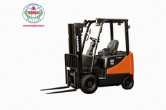 Xe nâng DOOSAN điện 1,5 tấn