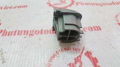 Đuôi tay nắm cửa AUDI, 4L0637163,