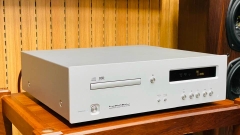 Đầu CD / DAC / SACD Luxman D-03X