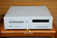 Đầu CD Luxman D-05U