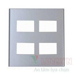 Mặt dùng cho 4 thiết bị trắng ánh kim WEG68040MW