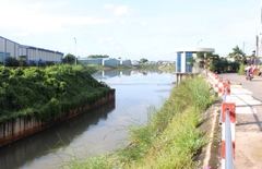 Bao nhiêu nghìn tỉ nữa, kênh Ba Bò mới hết ô nhiễm? Bao nhiêu nghìn tỉ nữa, kênh Ba Bò mới hết ô nhiễm?