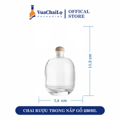 Chai Rượu Trong Nắp Gỗ 250ML