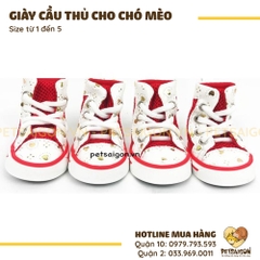 Giày Cho Chó Mèo Kiểu Cầu Thủ
