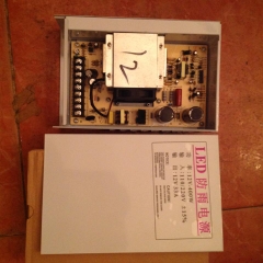 12v - 33A