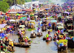 Đến du lịch Thái Lan nhất định không bỏ qua những chợ nổi dưới đây!