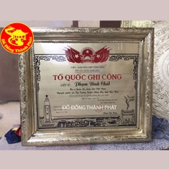 Bằng Tổ Quốc Ghi Công Bằng Đồng Ăn Mòn Đẹp