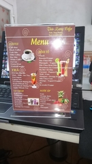 giá đựng menu bằng mica