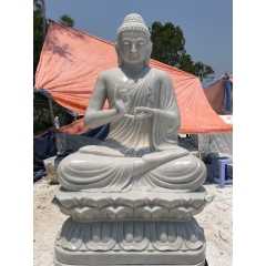 Tượng Phật ngồi đài sen