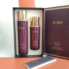 Nước hoa hồng Ohui Age Recovery Skin Softenner