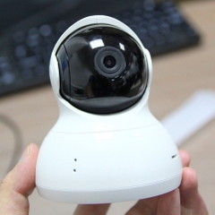 Camera Xiaomi YI Dome Quốc Tế