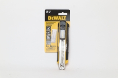 Dao rọc 18m Dewalt DWHT10249-30