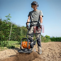 Máy xới đất BC230 dùng xăng STIHL YB01-011-5400