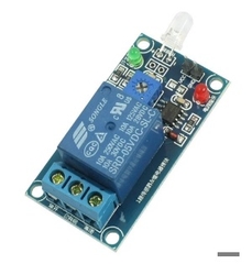 Mạch Cảm Biến Ánh Sáng Relay 5V XH131
