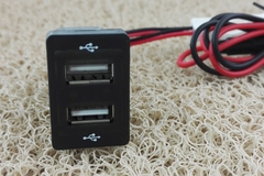 SẠC ĐIỆN THOẠI USB THEO CÁC DÒNG XE TOYOTA