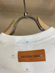 LV T-SHIRT - LIKE AUTH 99%