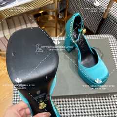 VERSACE AEVITAS SINGLE FLATFORM PUMPS - LIKE AUTH 99%