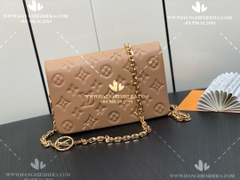 LV POCHETTE COUSSIN M82162 - LIKE AUTH 99%