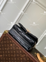 LV GO-14 MM M22891 - LIKE AUTH 99%