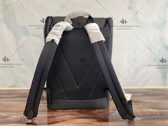 LV CHRISTOPHER SLIM BACKPACK M58644 - LIKE AUTH 99%