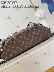 LV CHRISTOPHER BACKPACK M20865 - LIKE AUTH 99%