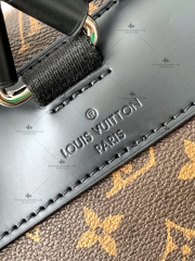 LV CHRISTOPHER MM M46272 - LIKE AUTH 99%