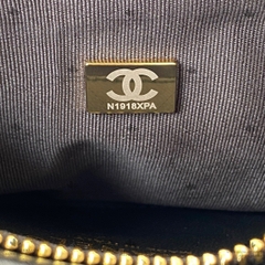 CHANEL HOBO HANDBAG AS3562 - LIKE AUTH 99%