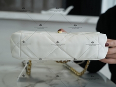 CHANEL 19 BAG AS1160 -  LIKE AUTH 99%