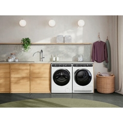 Máy giặt 13kg Electrolux EWF1343R7WC