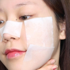 Nước Hoa Hồng Cân Bằng, Làm Dịu Da Simple Kind To Skin Soothing Facial Toner 200ml