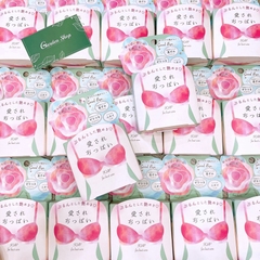 Xà phòng làm hồng nhũ hoa Pelican Nhật Bản 70g