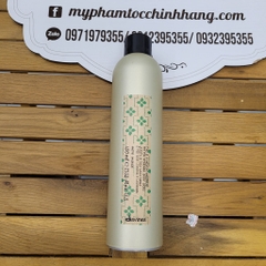 Gôm xịt giữ nếp trung bình Davines More Inside This Is A Medium Hold Hairspray 400ml