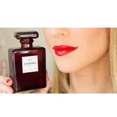 Chanel No5 Red