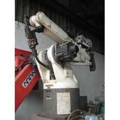 Robot hàn cắt OTC Almega 6800