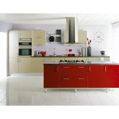 Tủ bếp inox cánh acrylic màu trắng ngà, bàn đảo bếp đỏ