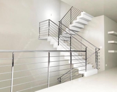Cầu thang inox cao cấp, thiết kế đơn giản Cầu thang inox cao cấp, thiết kế đơn giản