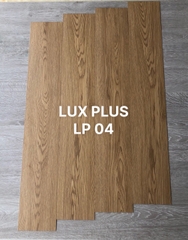 Sàn nhựa bóc dán LUX PLUS mã LP 04