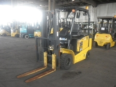 Xe Nâng Điện 2,5 tấn ngồi lái hãng Komatsu