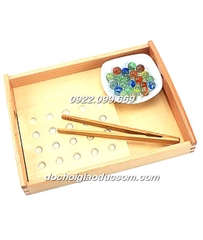 Gắp bi luyện vận động tinh - giáo cụ Montessori hàng đẹp, chất lượng