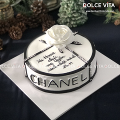 005 (70) Phong cách retro, hộp quà Chanel