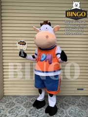 Mascot con bò ADM