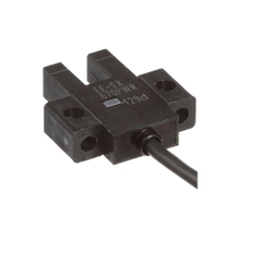 Cảm biến quang EE-SX670P Omron Chính Hãng Cảm biến quang EE-SX670P Omron Chính Hãng