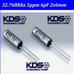Thạch Anh 32.768KHz 5ppm 2x6mm (KDS-Japan) Thạch Anh 32.768KHz 5ppm 2x6mm (KDS-Japan)