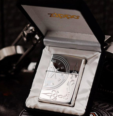 zippo đồng hồ