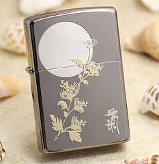 Zippo hoa cúc dưới trăng