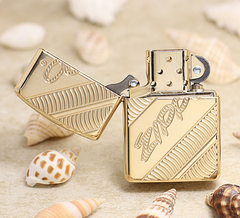 Zippo mạ vàng