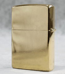 Zippo-meo-than-tai-vay-tay-My-chinh-hang