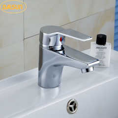 VÒI LAVABO NÓNG LẠNH DAESUN DS 323